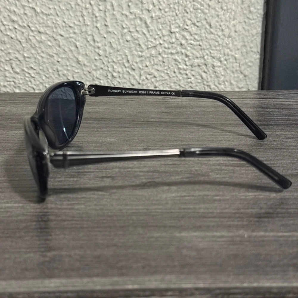 Runway Sunwear RS641 54-17-135 Blue Glasses Tinted Black Plastic Frame